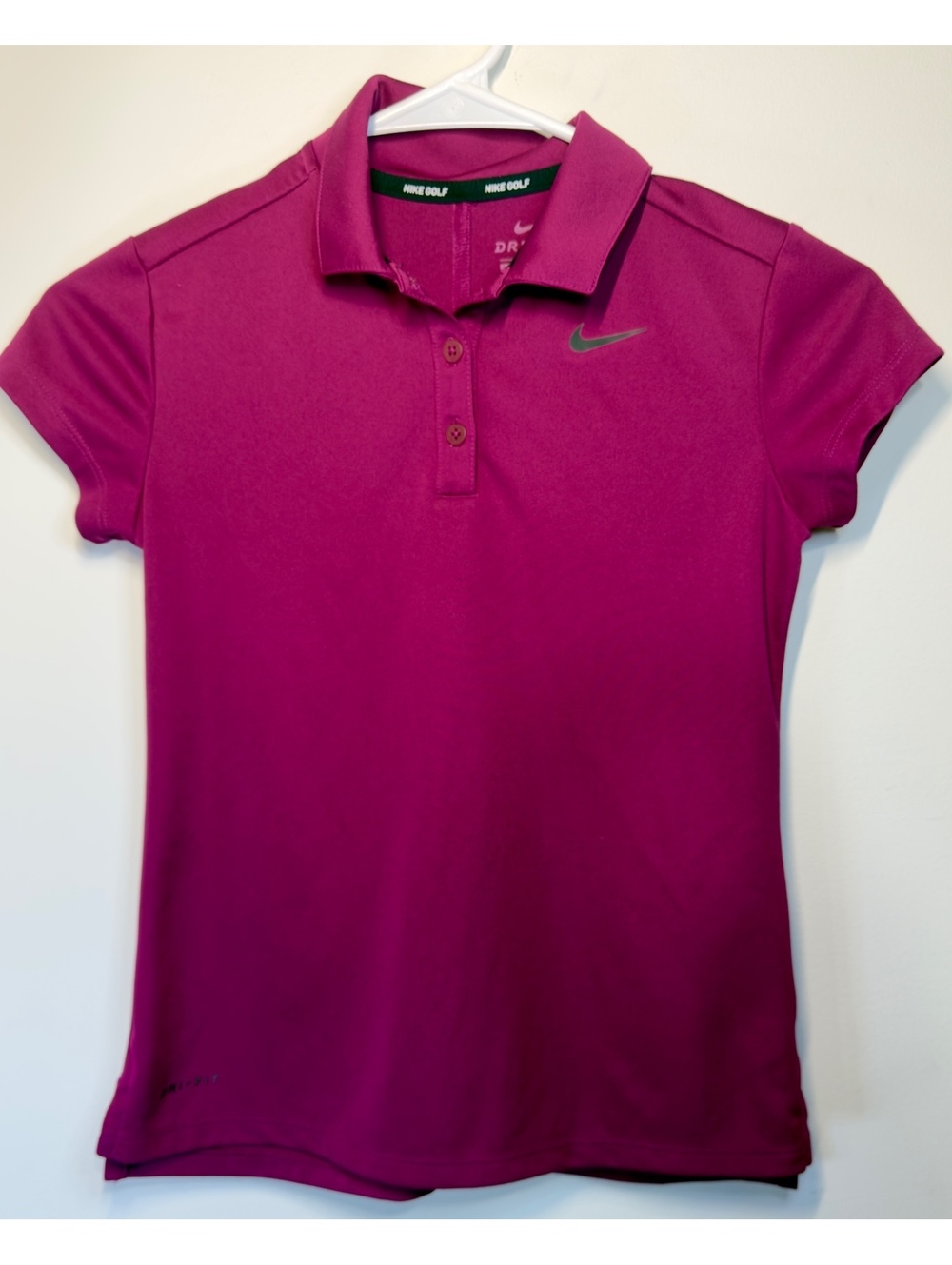Nike Golf performance Dri-Fit shirt for girls size 7/8 Medium in dark purple